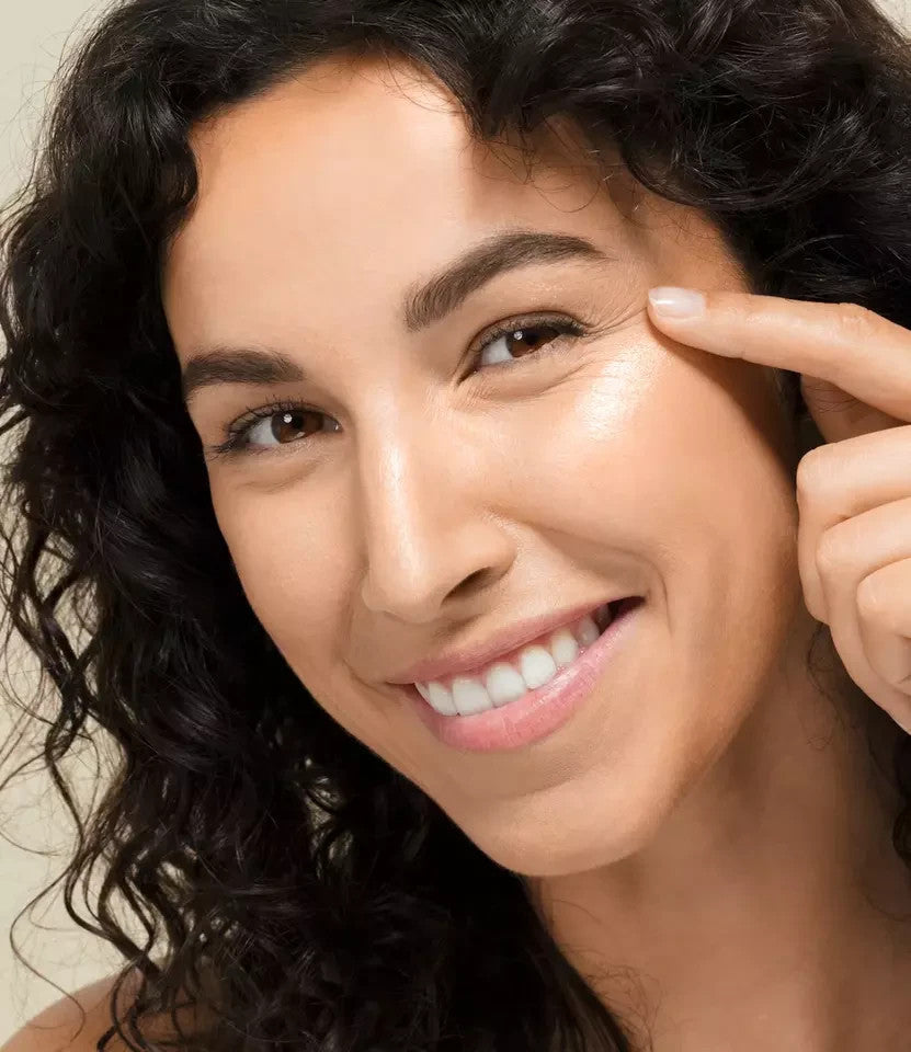 Aroma Zone Gouttes 100% Naturelle Illuminatrices Acide hyaluronique Vitamine C