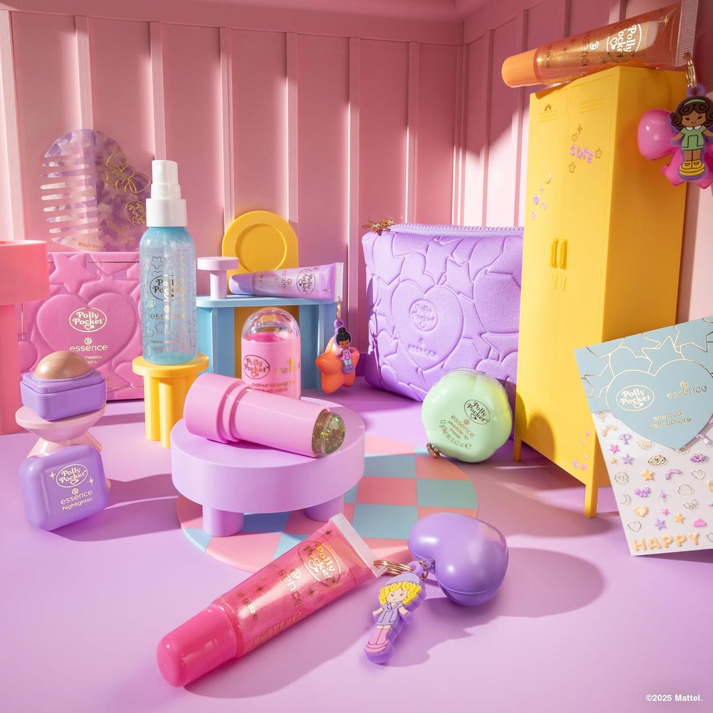 essence Polly Pocket hydro fixing spray spray fixateur, humidifiant/hydratant, fixant, sensation de rosée (50ml)