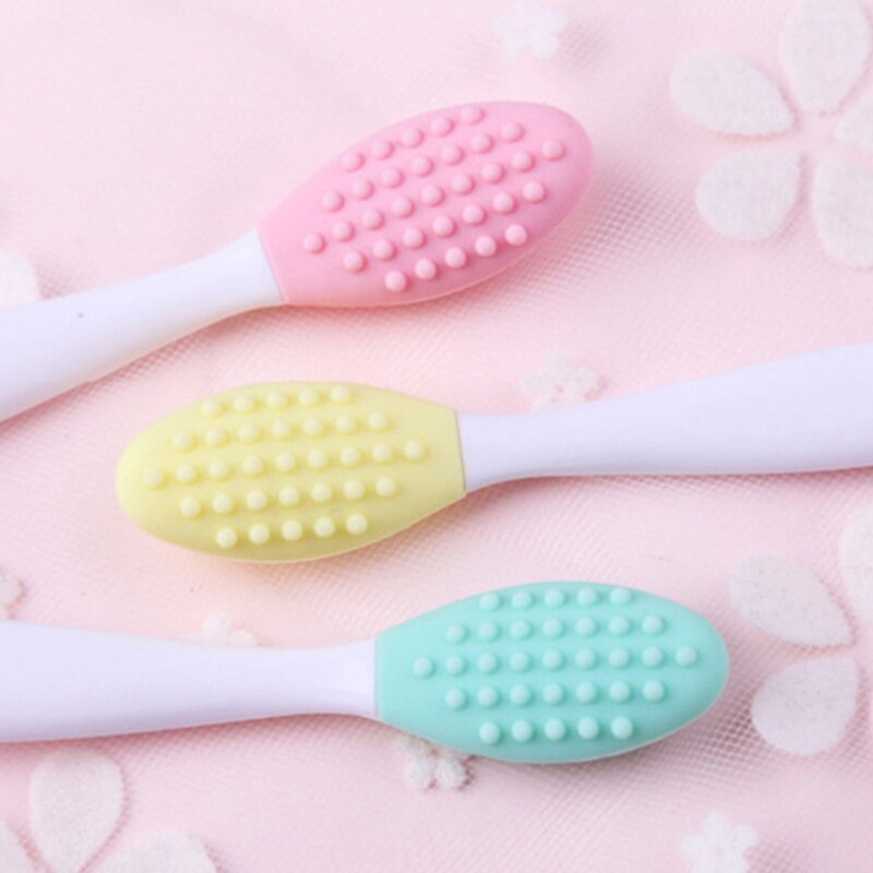 Brosse Exfoliante et Massante en Silicone pour le Nettoyage des Points Noirs - Mes Petits Moments