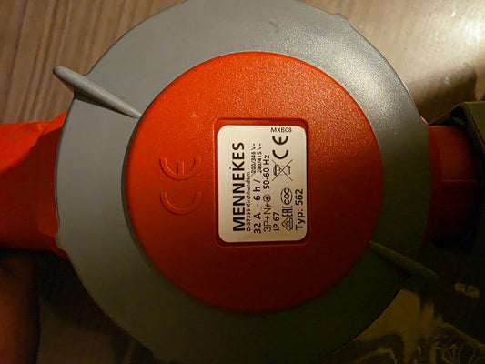 Lot connecteurs industriels MENNEKES – Mâle + Femelle – IP67 – 32A, 6h Type 562