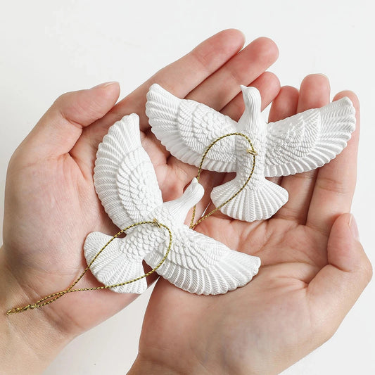 Christmas Decorations Resin Style Friendship Doves - Christmas Tree Ornament Set
