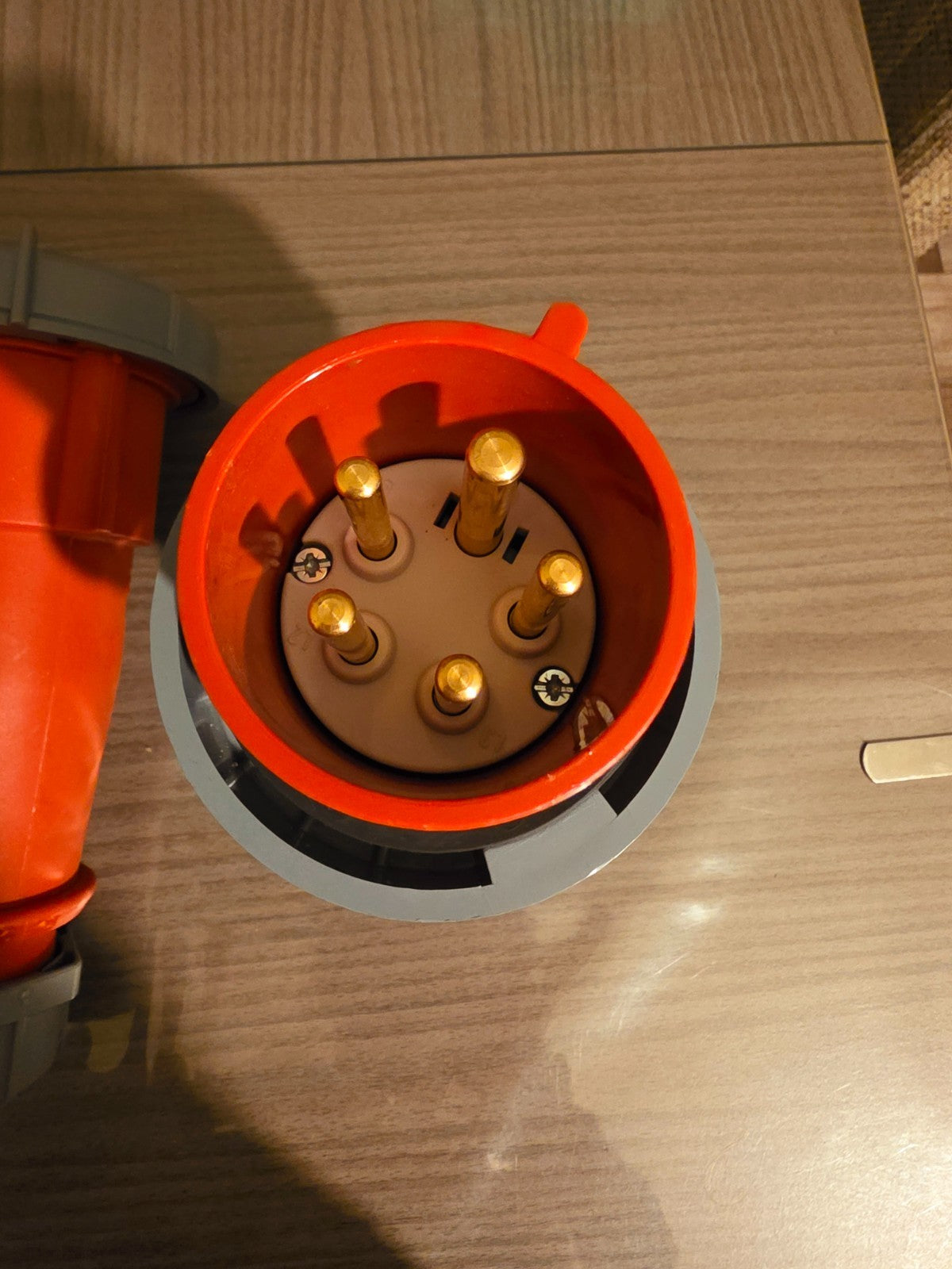 Lot connecteurs industriels MENNEKES – Mâle + Femelle – IP67 – 32A, 6h Type 562