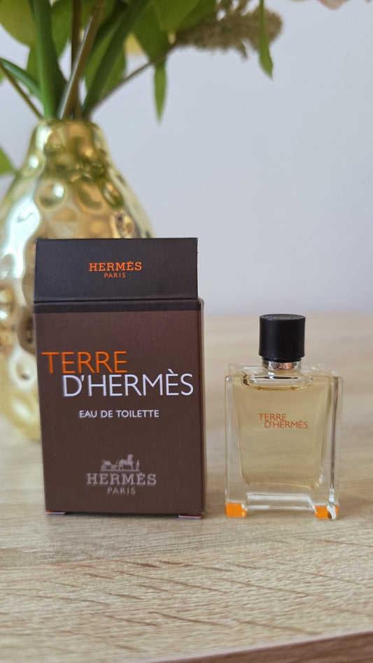 Miniature 5ml Eau De Toilette Terre D' Hermès neuf avec boite