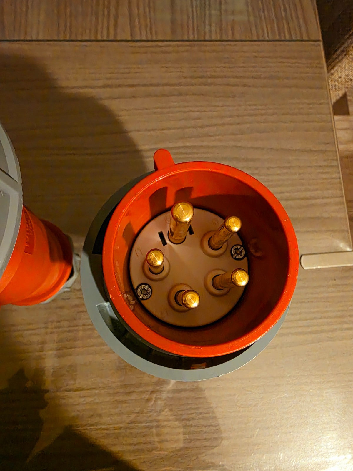 Lot connecteurs industriels MENNEKES – Mâle + Femelle – IP67 – 32A, 6h Type 562