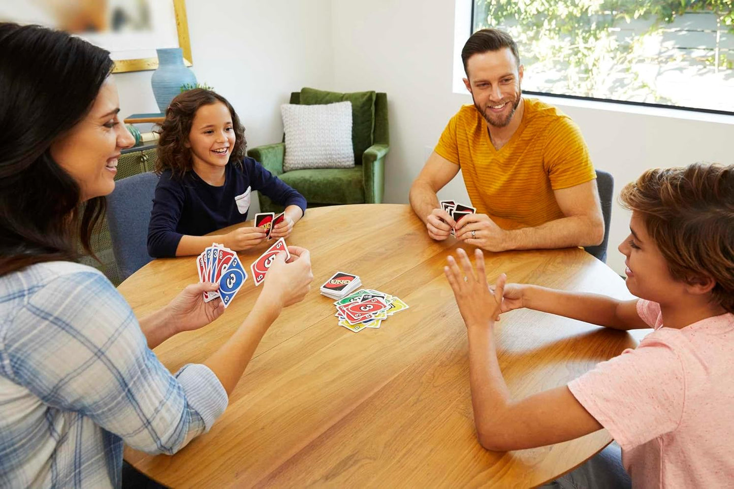 Mattel Games UNO Jeu de Cartes, 7+ Ans, 2-10 Joueurs