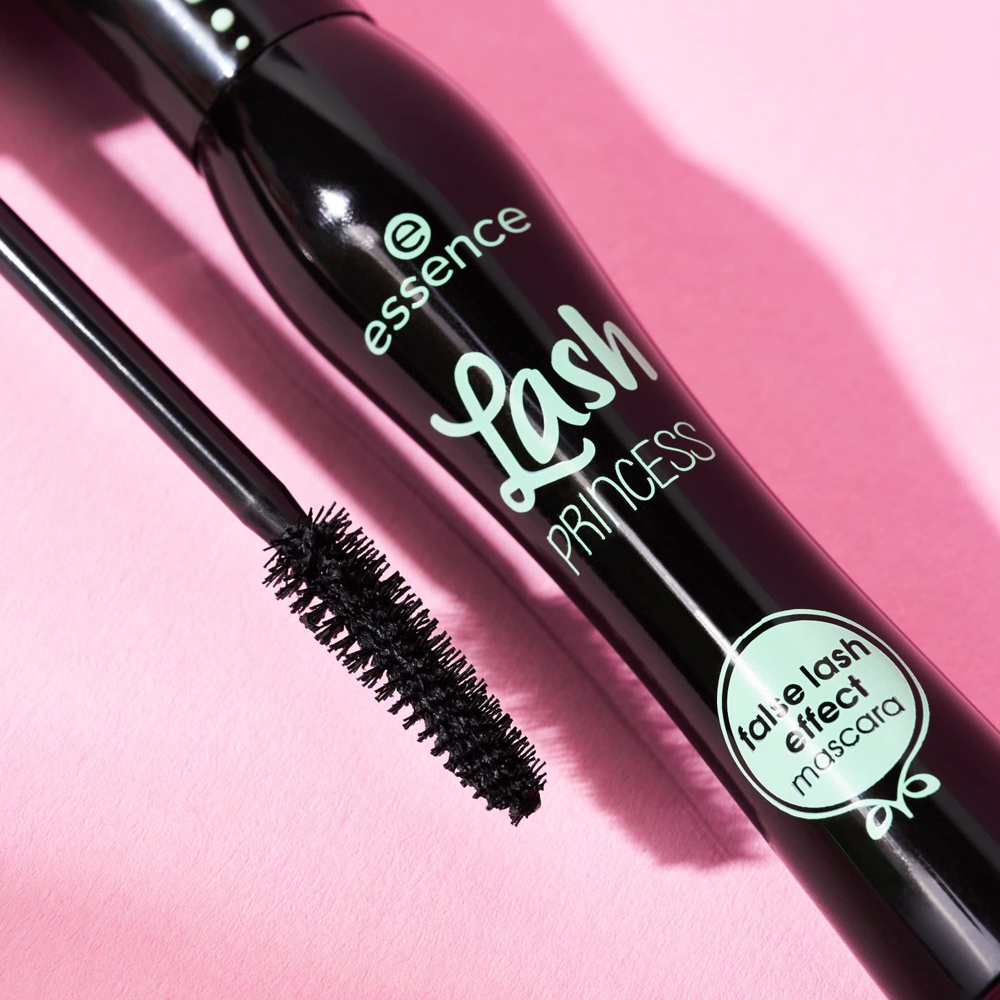essence Lash PRINCESS false lash effect mascara black brown mascara effet faux cils, augmentant le volume, effet faux-cils, mettant en valeur l'oeil, allongeant (12ml)