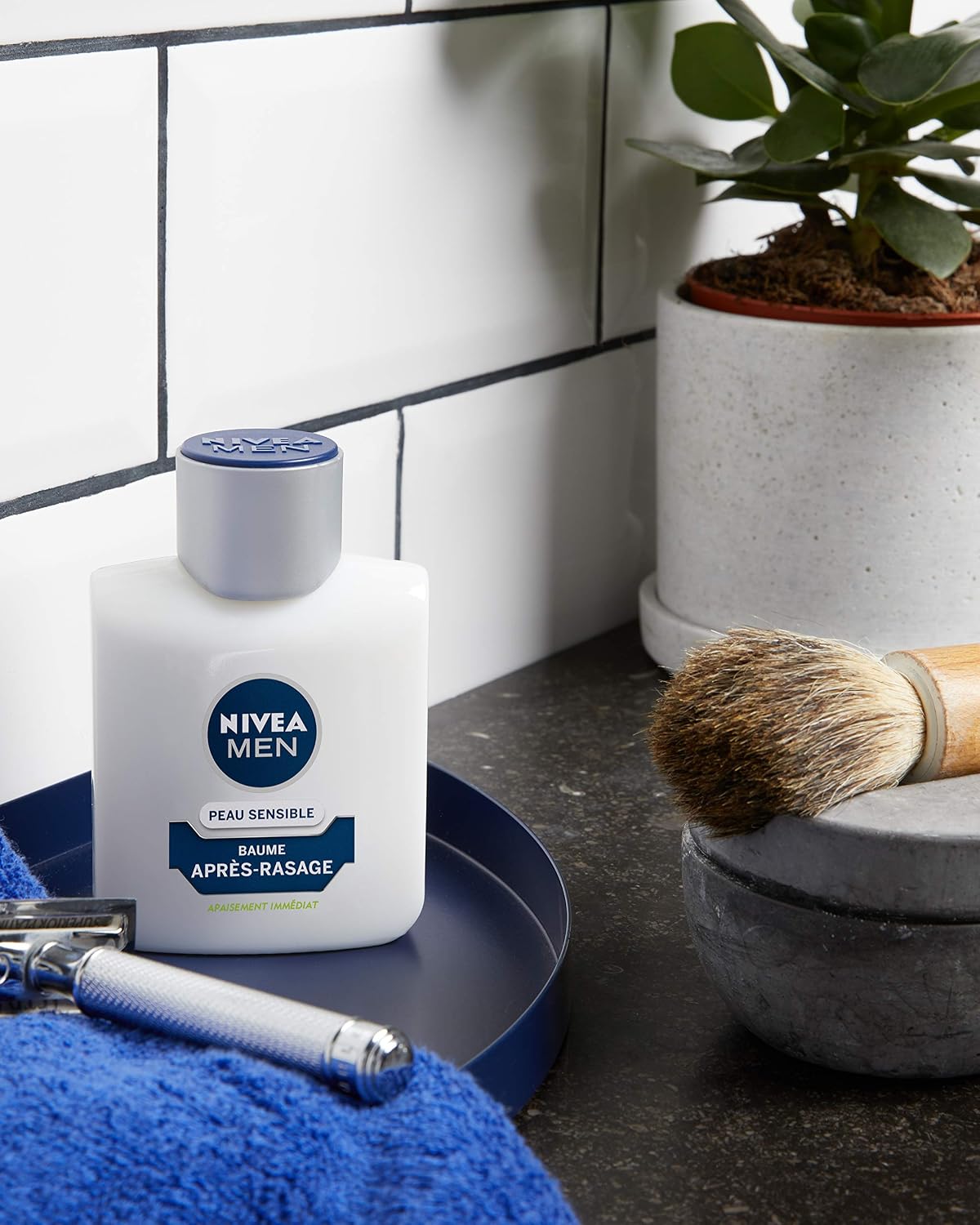NIVEA MEN Sensitive - Baume Après-Rasage Peaux Sensibles - 100 ml