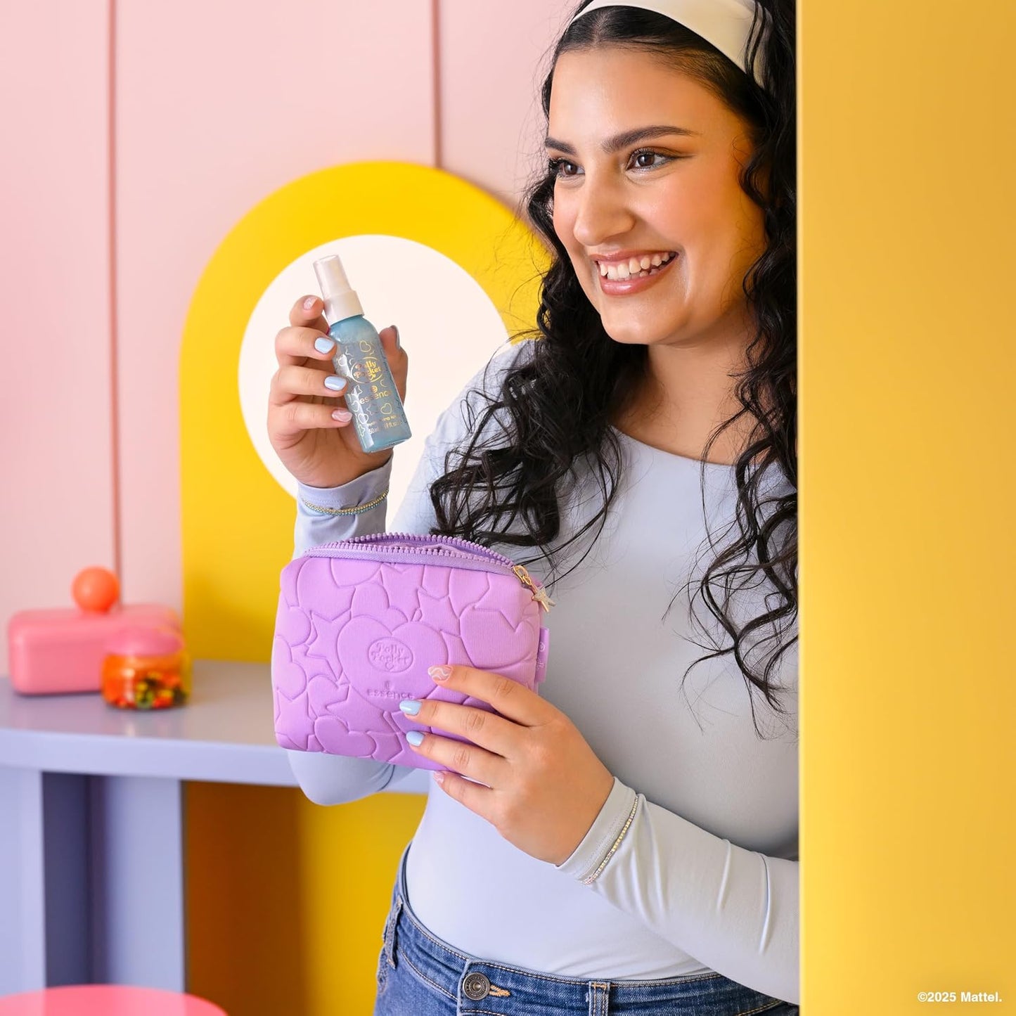 essence Polly Pocket hydro fixing spray spray fixateur, humidifiant/hydratant, fixant, sensation de rosée (50ml)