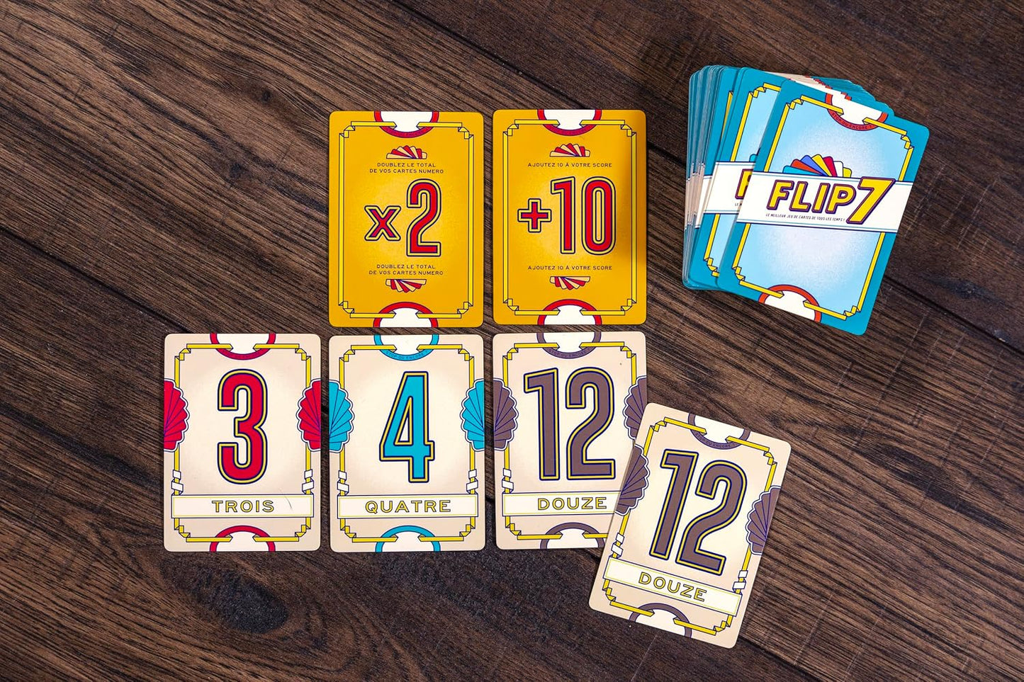Catch Up Games Flip 7, Jeu de Cartes Rapide et Malin, 3-6 Joueurs dès 8 Ans