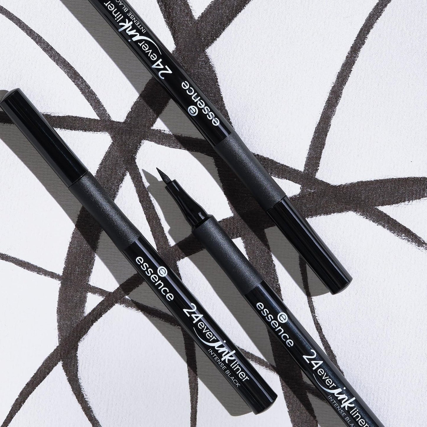 essence 24ever ink liner leyeliner ongue tenue, longue durée, résultat instantané, mat (1.2ml)