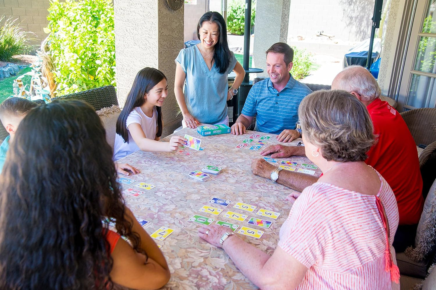 Magilano SKYJO, Jeu de Cartes Amusant pour Les Jeunes et Les Moins Jeunes, des soirées de Jeu Amusantes dans Le Cercle d'amis et de Famille.